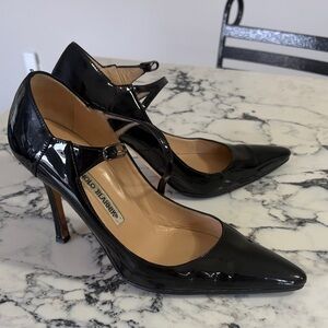 Manolo Blahnik Glossy Black Heels